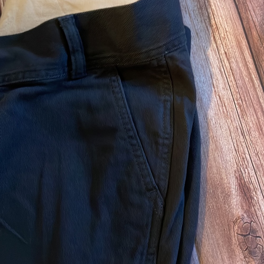Navy Maternity Gap Cargo Pants! - Picture 5 of 8